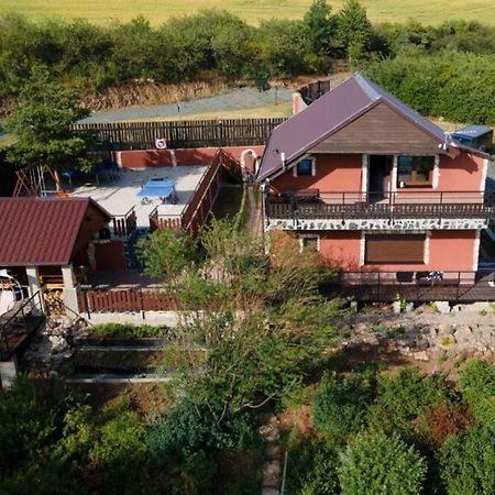 Apartmany U Dlouhana Кадань Экстерьер фото