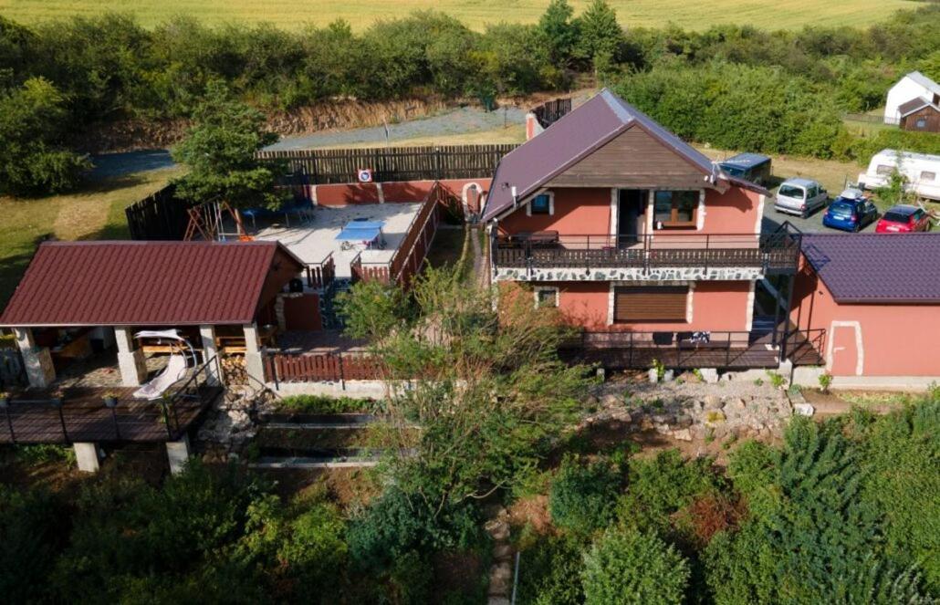 Apartmany U Dlouhana Кадань Экстерьер фото